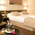 Hotel Arva Abad San Antonio Leão