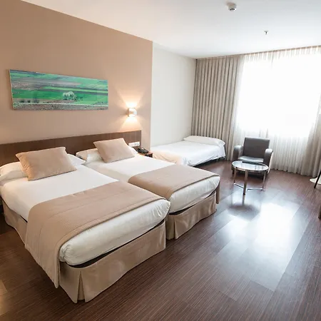 Arva Abad San Antonio León