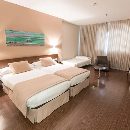 Arva Abad San Antonio Otel León