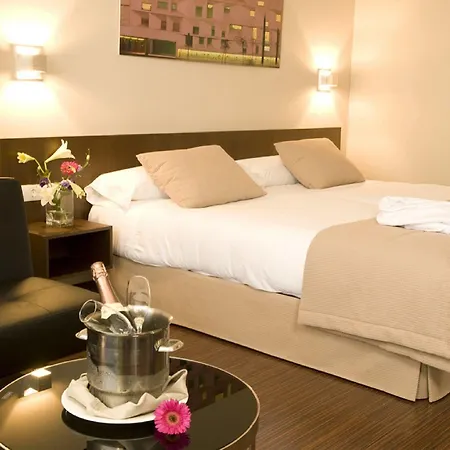Hotel Arva Abad San Antonio León