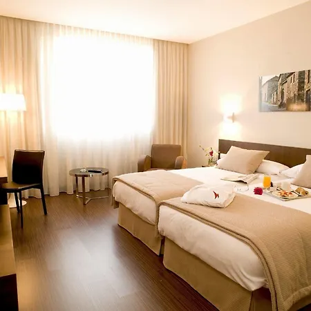 Arva Abad San Antonio Hotell 4*