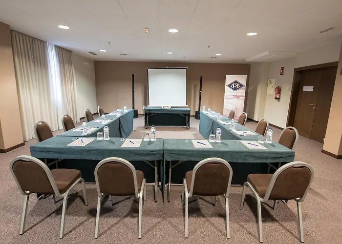 Отель Arva Abad San Antonio 4*