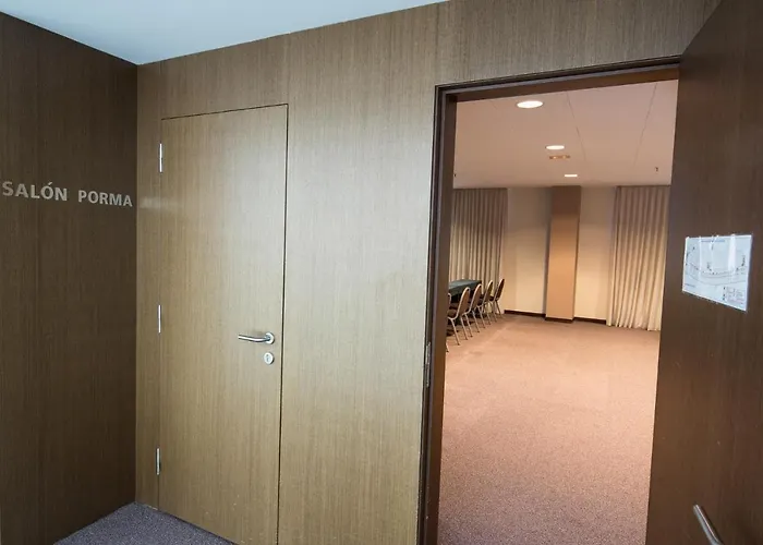 Arva Abad San Antonio 호텔 4*