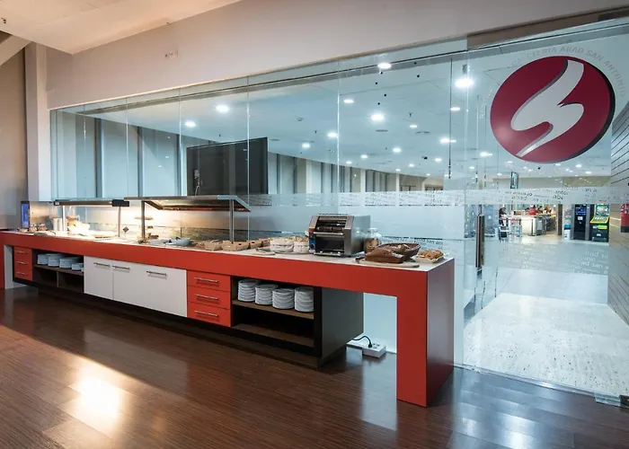 Отель Arva Abad San Antonio Леон